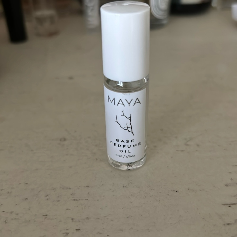 Maya Base Perfume oil